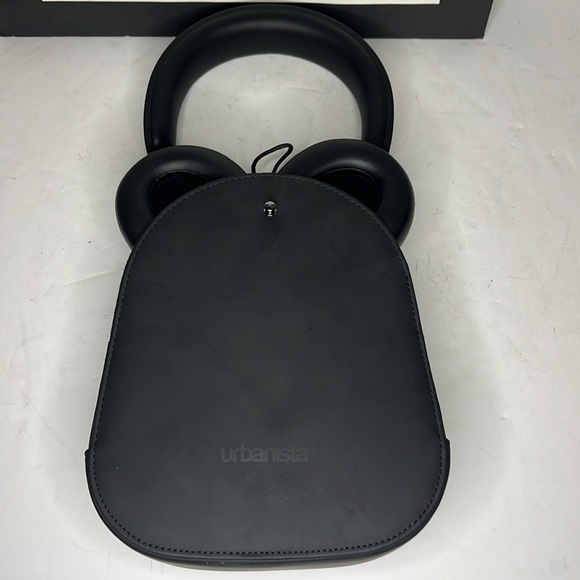 Urbanista Los Angeles Solar Powered Active Bluetooth Headphones - Picture 13 of 16